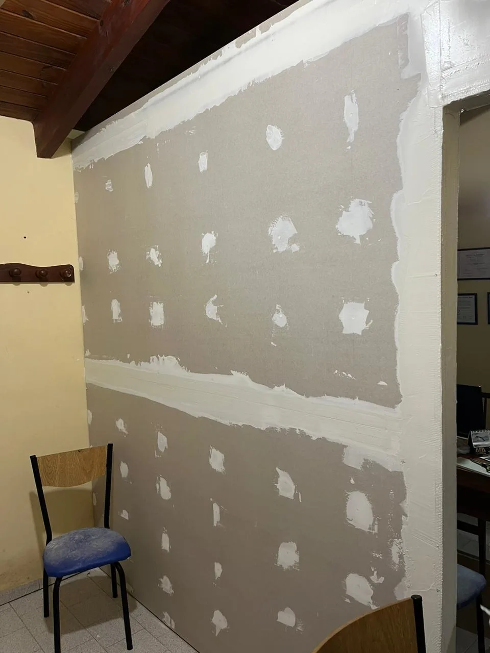 Remodelación de interior de vivienda con drywall